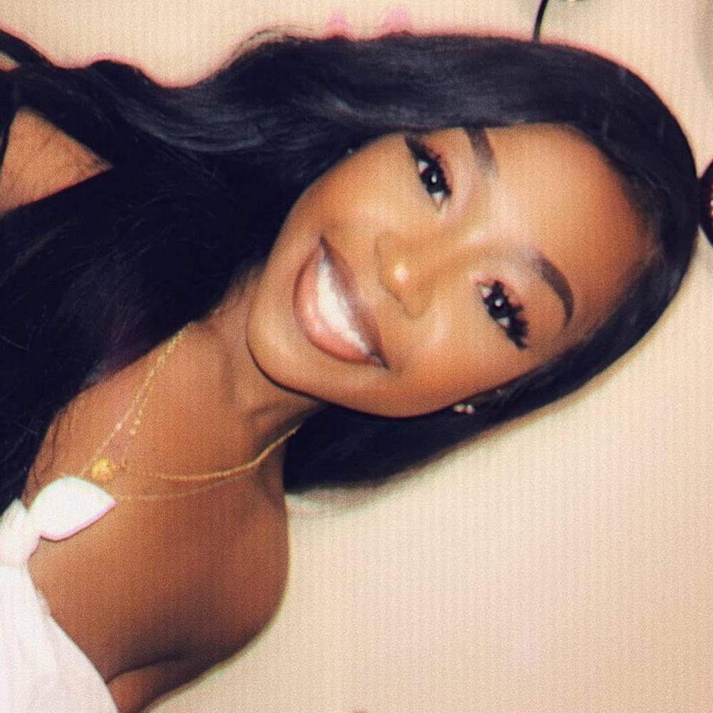 Meet your Posher, Phylicia